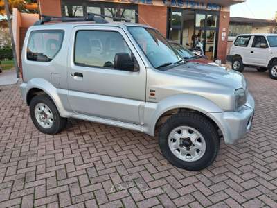 Suzuki Jimny Jimny 1.5 ddis td 4wd Argento usata CASTEL BOLOGNESE