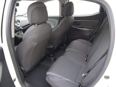 Lancia Ypsilon 0.9 TwinAir 85 CV Cambio Automatico Silver Bianco usata Cologno Monzese