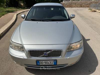Volvo V70/XC70 V70 2.4 METANO 2007 - GANCIO Grigio usata Terlizzi
