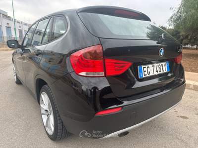 BMW X1 2.0 xDRIVE 18d DIESEL 2011 - AUTOMATICA Nero usata Terlizzi