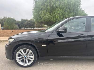 BMW X1 2.0 xDRIVE 18d DIESEL 2011 - AUTOMATICA Nero usata Terlizzi