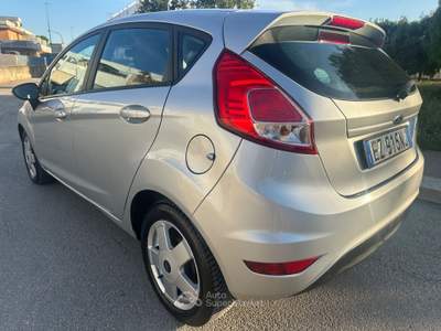Ford Fiesta GPL 2015 - NORD ITALIA Grigio usata Terlizzi
