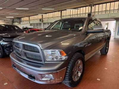 Dodge RAM 5.7 HEMI 1500 GPL Grigio usata Cremona