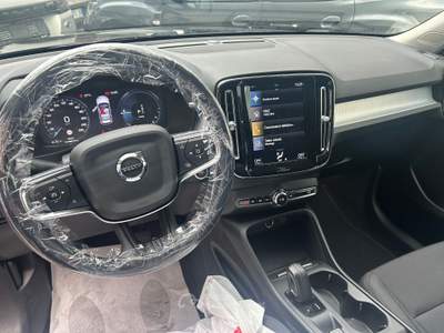 Volvo XC40 Recharge Plug-in Hybrid Inscription Expression Nero usata Roma