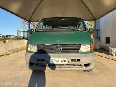 Mercedes-Benz Vito 110 TD 3 POSTI CAMBIO AUTOMATICO + GANCIO TRAINO Verde usata Pavia