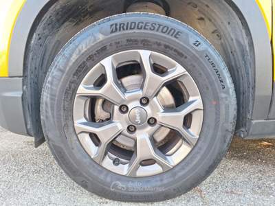 Jeep Avenger  1.2 turbo longitude fwd 100cv Giallo usata San Vendemiano