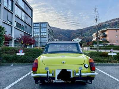 MG Midget vendo MG MIDGET Giallo usata Milano
