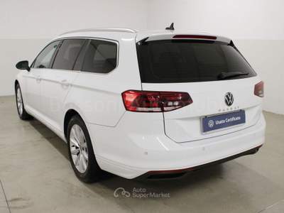Volkswagen Passat variant 2.0 tdi scr evo 150cv business dsg Bianco usata Cremona