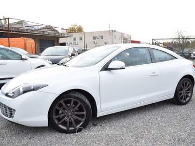 Renault Laguna  Coupé 1.5 dCi 110 CV Wave ESM Bianco usata Montalto di Castro
