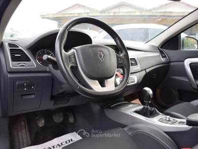 Renault Laguna  Coupé 1.5 dCi 110 CV Wave ESM Bianco usata Montalto di Castro