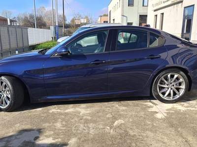 Alfa Romeo Giulia 2.2 Turbodiesel 180 CV AT8 Super Blu/Azzurro usata Asti