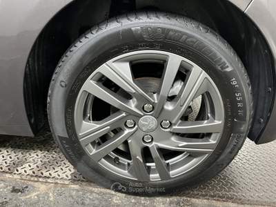 Peugeot 208 208 BlueHDi 100 Stop&Start 5 porte tua da 149,00 al mese Grigio usata San Giuseppe Vesuviano