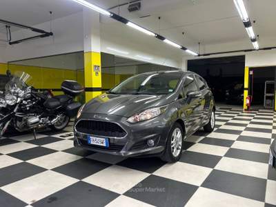 Ford Fiesta 5p Titanium Neopatentati Grigio usata Arezzo