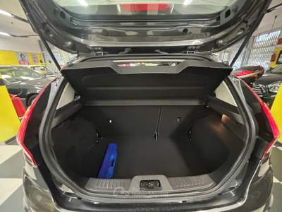 Ford Fiesta 5p Titanium Neopatentati Grigio usata Arezzo