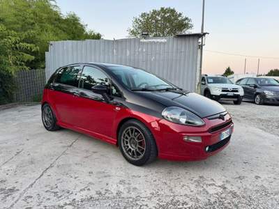 Fiat Grande Punto 75 CV 5 porte Dynamic Nero usata Rimini