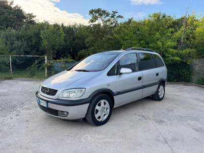Opel Zafira 16V cat CDX 7 Posti Argento usata Rimini