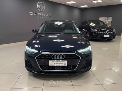 Audi A1 SPB 1.0 TFSI 116cv S tronic Blu/Azzurro usata Gioia Tauro