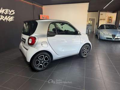 Smart ForTwo 1.0 Prime 71cv Bianco usata Puegnago del Garda