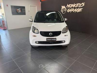 Smart ForTwo 1.0 Prime 71cv Bianco usata Puegnago del Garda