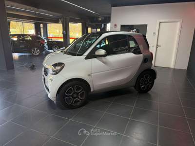 Smart ForTwo 1.0 Prime 71cv Bianco usata Puegnago del Garda