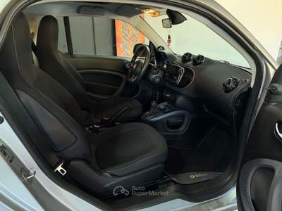 Smart ForTwo 1.0 Prime 71cv Bianco usata Puegnago del Garda