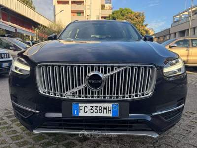 Volvo XC90 D5 AWD Geartronic 7 posti Inscription Nero usata Milano