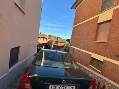 Mercedes-Benz Classe C Elenegance Verde usata Perugia