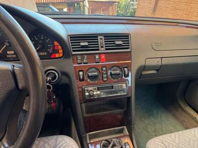 Mercedes-Benz Classe C Elenegance Verde usata Perugia