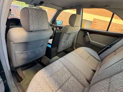 Mercedes-Benz Classe C Elenegance Verde usata Perugia