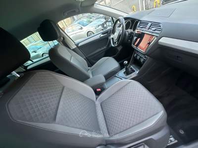 Volkswagen Tiguan SCR Business BlueMotion Technology Grigio usata Cercola