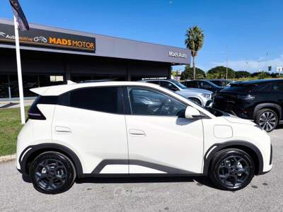 BYD Dolphin 60,4 kWh Comfort Grigio usata Milazzo