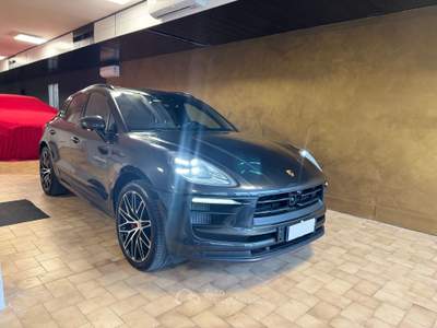 Porsche Macan Tenuta sempre in box usata Quarrata