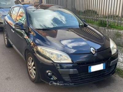 Renault Mégane luxe Blu/Azzurro usata Lecce