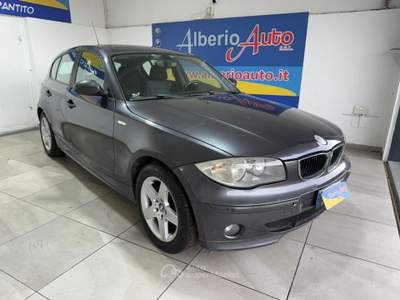BMW Serie 1 120d d cat 5 porte Futura Grigio usata ADRANO