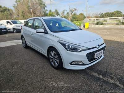 Hyundai i20 i20 1.2 84 CV 5p. Comfort Bianco usata San Michele Salentino