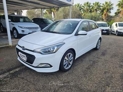 Hyundai i20 i20 1.2 84 CV 5p. Comfort Bianco usata San Michele Salentino