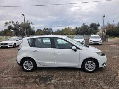 Renault Scénic Scénic XMod 1.5 dCi 110 CV Limited Bianco usata San Michele Salentino
