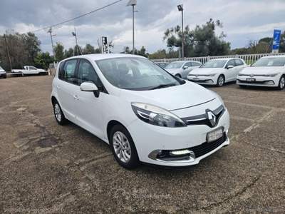 Renault Scénic Scénic XMod 1.5 dCi 110 CV Limited Bianco usata San Michele Salentino