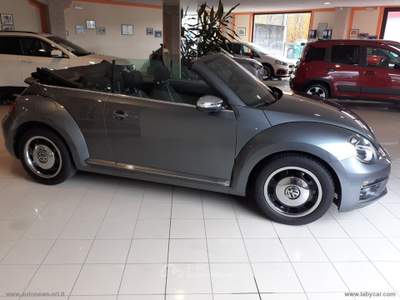 Volkswagen Maggiolino Maggiolino Cabrio 1.2 TSI Design BMT PARI AL NUOVO Grigio usata Stradella