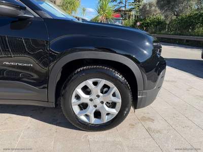 Jeep Avenger Avenger 1.2 Turbo Altitude Nero usata TORRENOVA