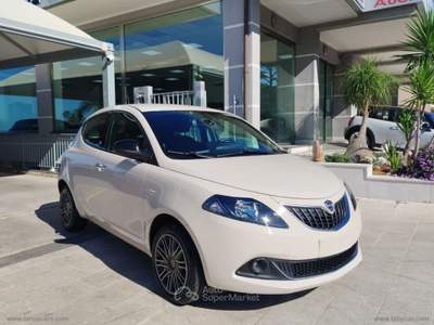 Lancia Ypsilon Ypsilon 1.0 FireFly 5p.S&S Hybryd Gold Beige usata TORRENOVA