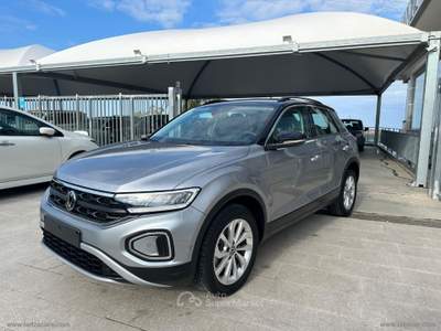 Volkswagen T-Roc T-Roc 2.0 TDI SCR 150 CV DSG Life Grigio usata TORRENOVA