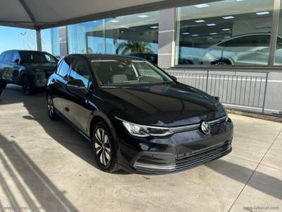 Volkswagen Golf Golf 2.0 TDI 115 CV SCR Life Nero usata TORRENOVA