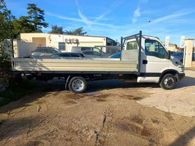 Iveco Daily 35C15 3.0 Hpi 6 marce Cassone Fisso Bianco usata Monopoli