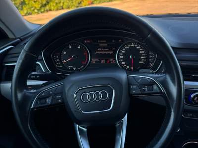 Audi A4 Vettura in ottime condizioni. Blu/Azzurro usata TURI