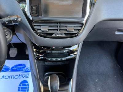 Peugeot 208 1.4 8V HDi 68CV 5p. Allure Nero usata Altidona