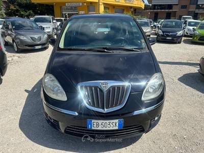 Lancia Musa 1.3 Mjt 16V 95 CV S&amp;S DPF Oro Nero usata Altidona