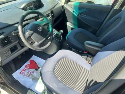 Lancia Musa 1.3 Mjt 16V 95 CV S&amp;S DPF Oro Nero usata Altidona
