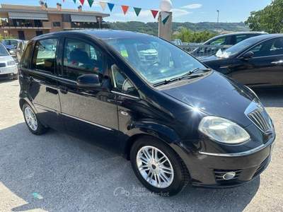 Lancia Musa 1.3 Mjt 16V 95 CV S&amp;S DPF Oro Nero usata Altidona