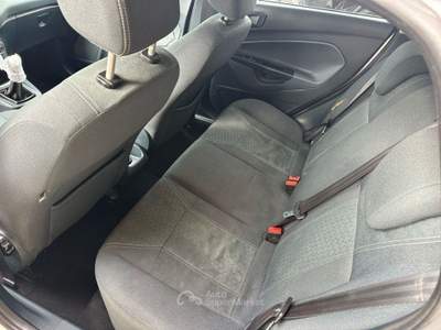 Ford Fiesta 1.2 5 porte Bz.- GPL Titanium Argento usata Altidona